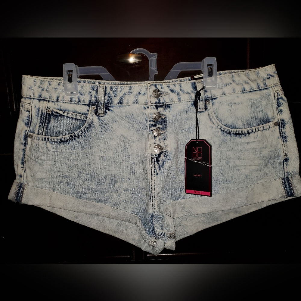 No Boundaries Shorts